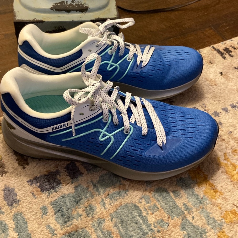 Karhu Running shoes- blue- ladies sz 9.5